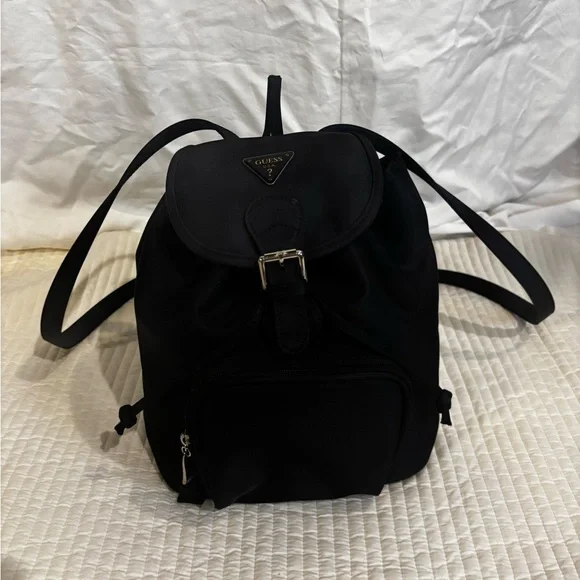 GUESS Classic Black Backpack.wb625 - Picture 9 of 10